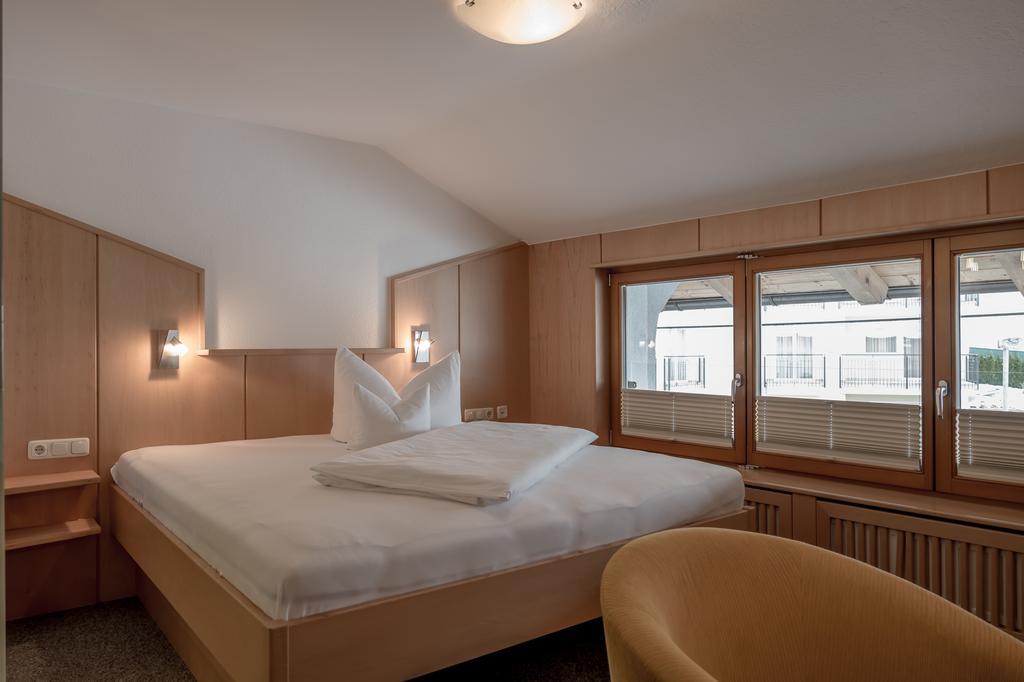 Landhaus Sepp Santer Sölden Esterno foto